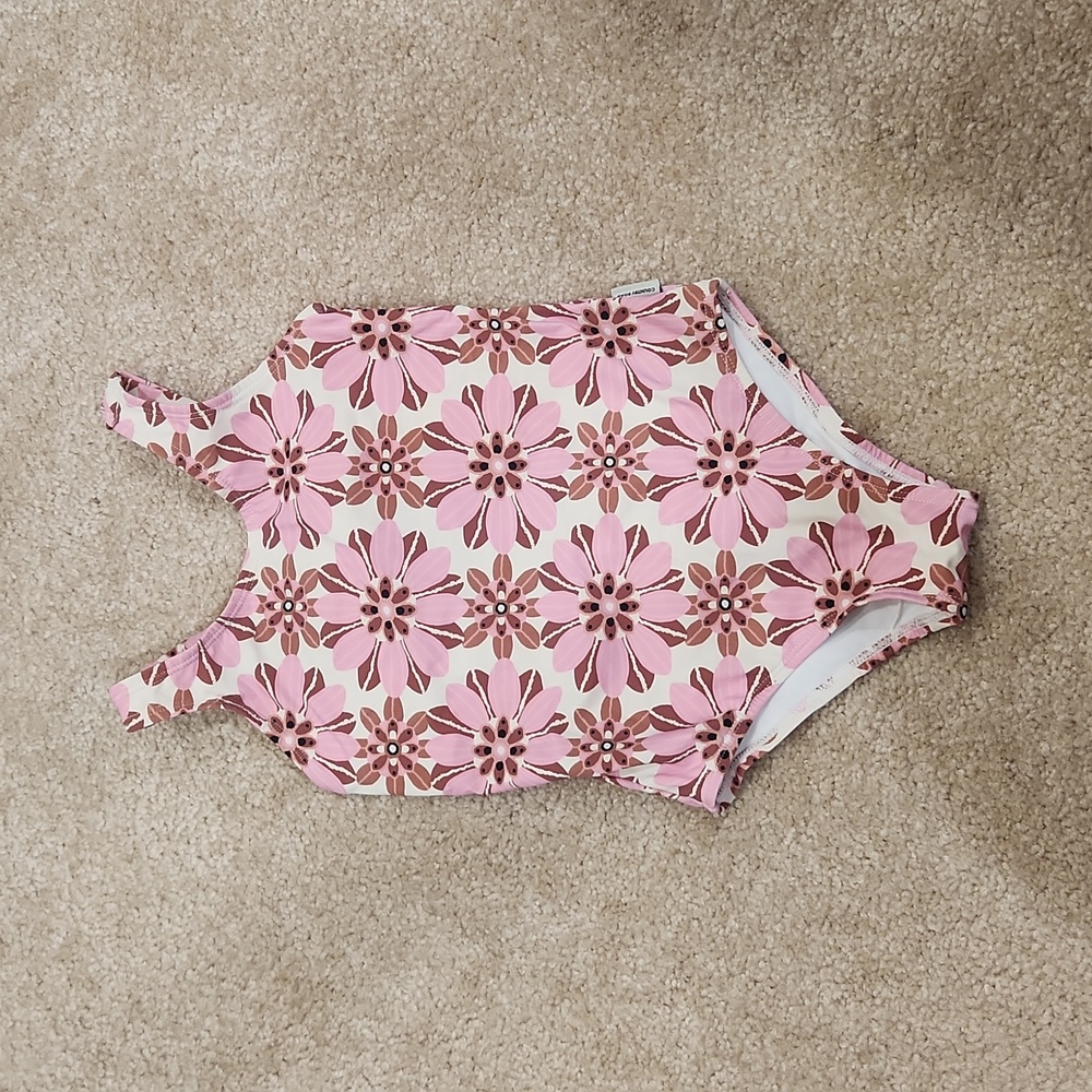 Country Road Girls Swimsuit Size 4